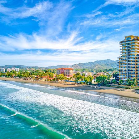 Secretjaco - Luxury Beach Front Penthouse With Pool & Jacuzzi Екстериор снимка