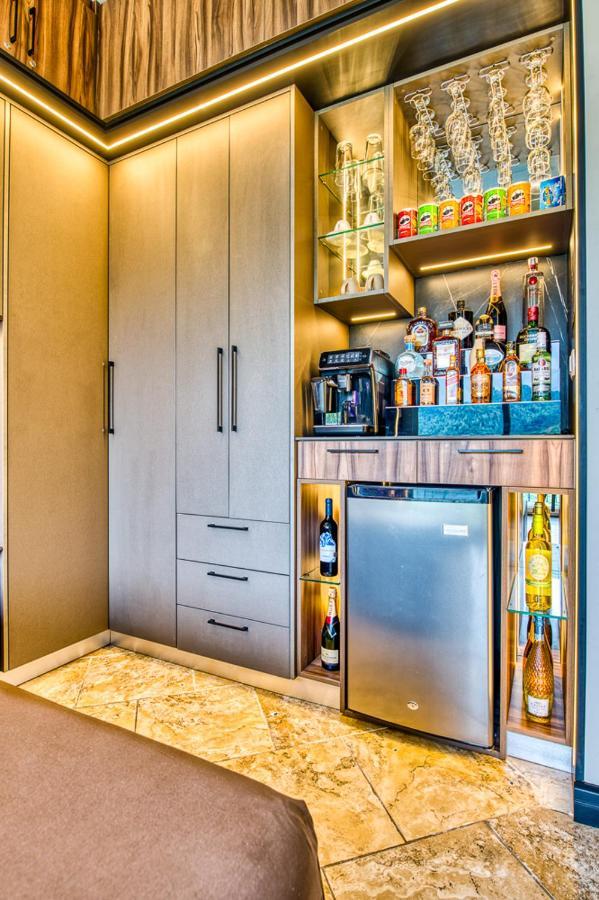 Secretjaco - Luxury Beach Front Penthouse With Pool & Jacuzzi Екстериор снимка