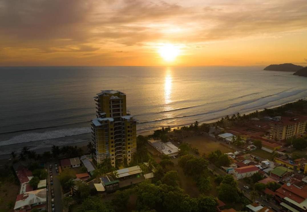 Secretjaco - Luxury Beach Front Penthouse With Pool & Jacuzzi Екстериор снимка